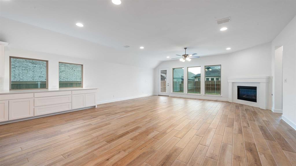 Trinity Falls - Residential