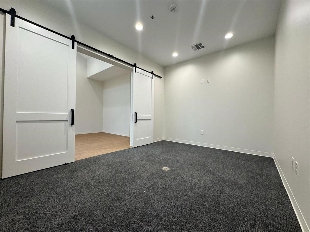 S11628 - Commercial Lease