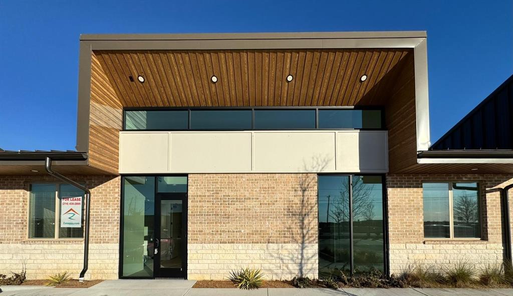 S11628 - Commercial Lease