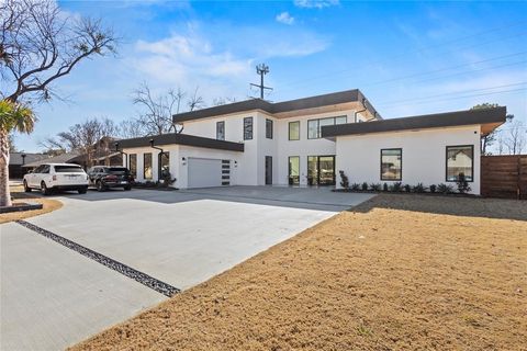 Tiny photo for 11907 Quincy Lane, Dallas, TX 75230 (MLS # 21196892)