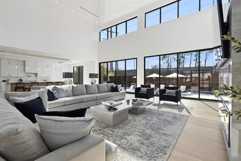 Tiny photo for 11907 Quincy Lane, Dallas, TX 75230 (MLS # 21196892)