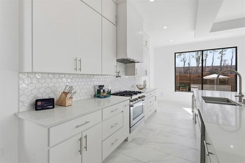 Tiny photo for 11907 Quincy Lane, Dallas, TX 75230 (MLS # 21196892)