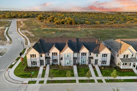 A home in Crowley