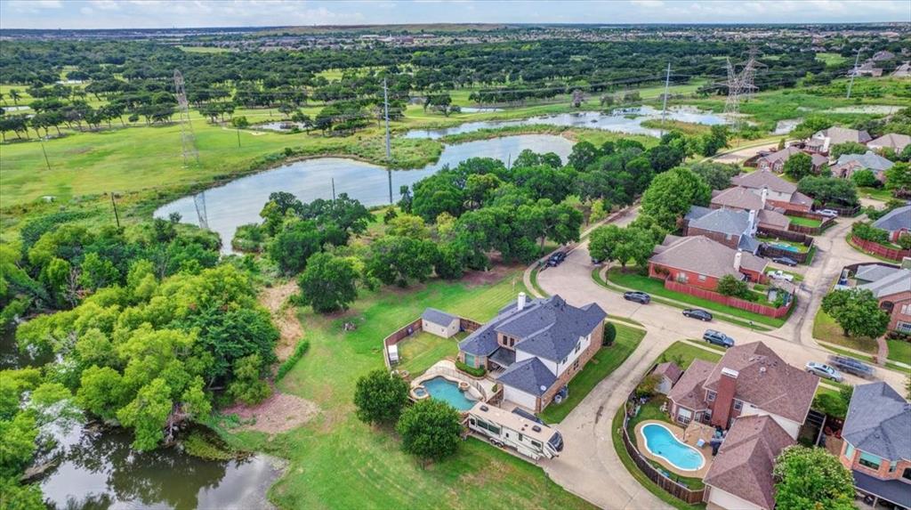1537 Eaglepoint Drive