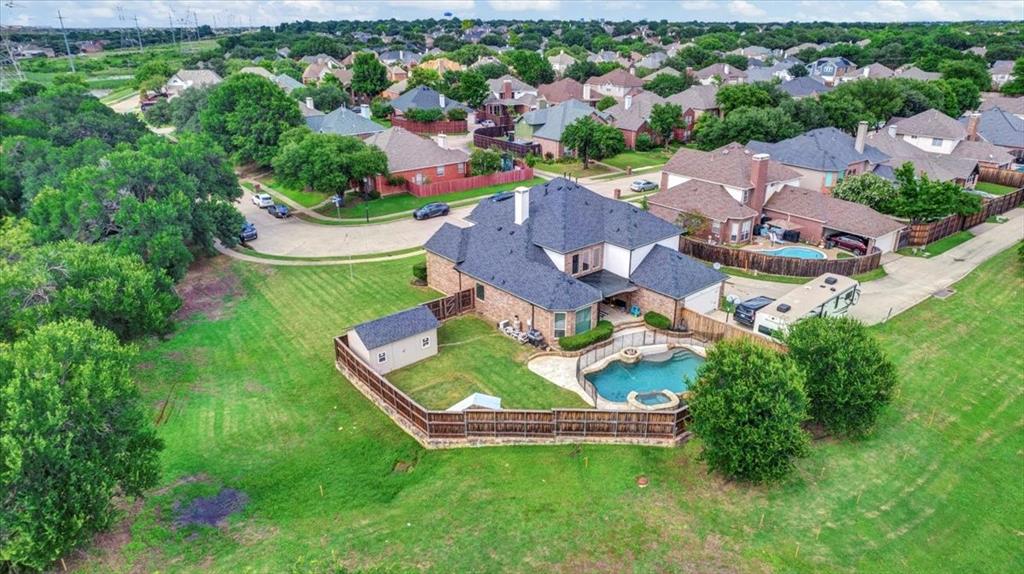 1537 Eaglepoint Drive