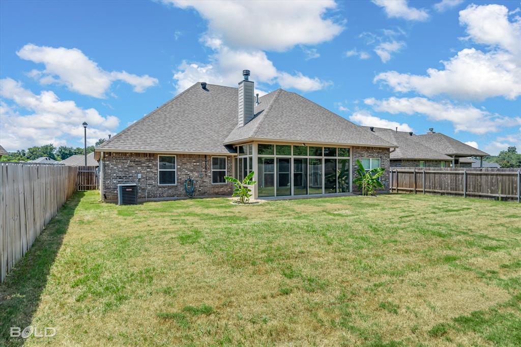 Bossier City, Louisiana 71112, United States, 4 Bedrooms Bedrooms, ,2 BathroomsBathrooms,Residential,Pending,46738