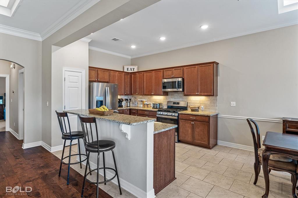 Bossier City, Louisiana 71112, United States, 4 Bedrooms Bedrooms, ,2 BathroomsBathrooms,Residential,Pending,46738