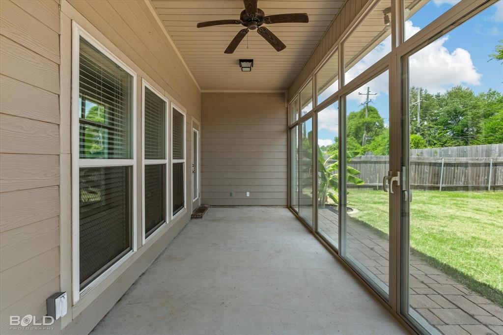 Bossier City, Louisiana 71112, United States, 4 Bedrooms Bedrooms, ,2 BathroomsBathrooms,Residential,Pending,46738