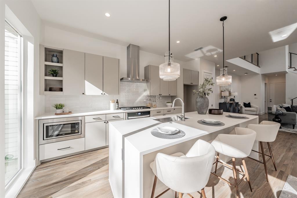 Mount Auburn - Residential