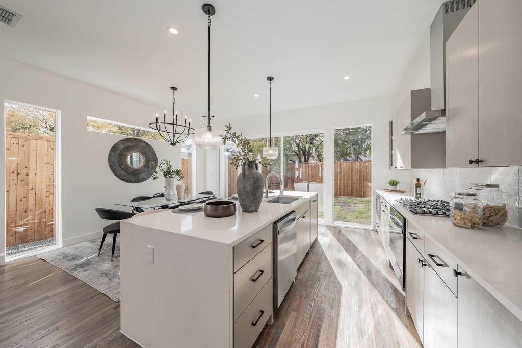 Mount Auburn - Residential