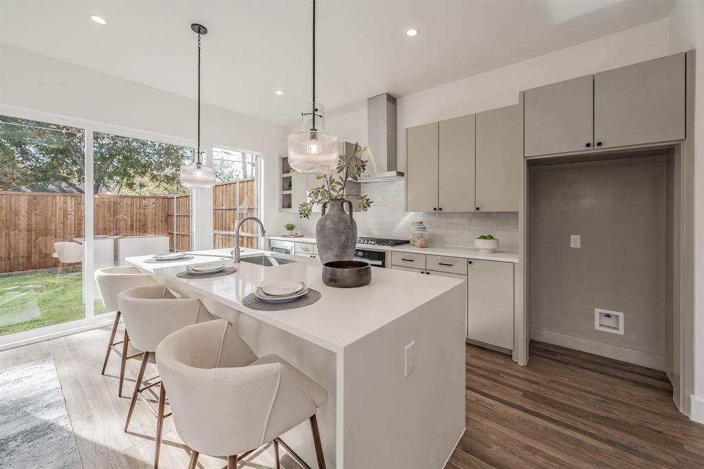 Mount Auburn - Residential