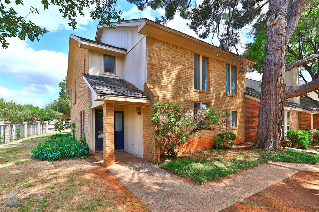 55 Fairway Oaks Boulevard