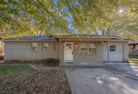 4720 Melinda Drive Forest Hill TX 76119
