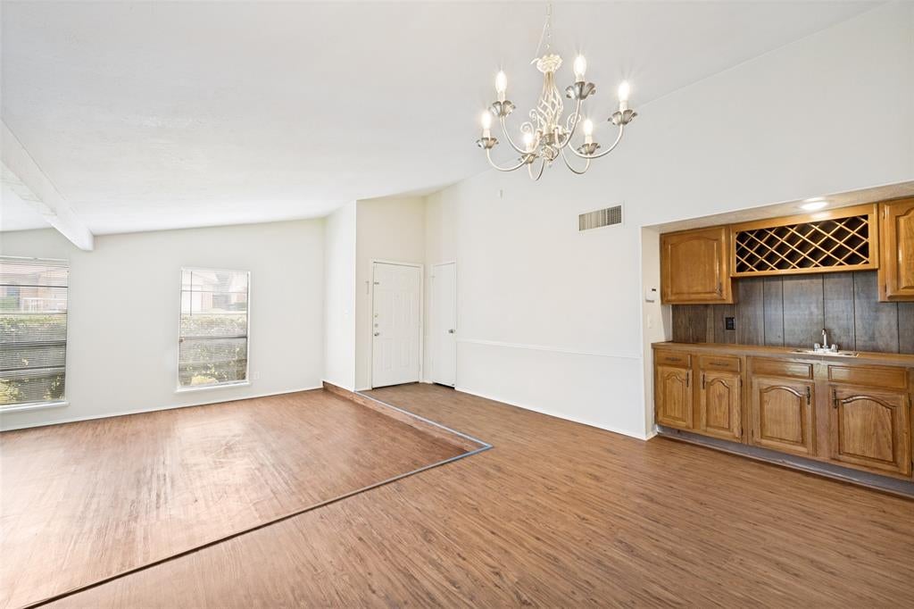 Photo of 4708 Woodfield Drive, Arlington, TX 76016 (MLS # 21264678)
