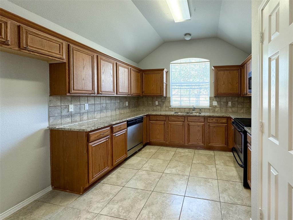 Prominence Square Ph 1 - Residential