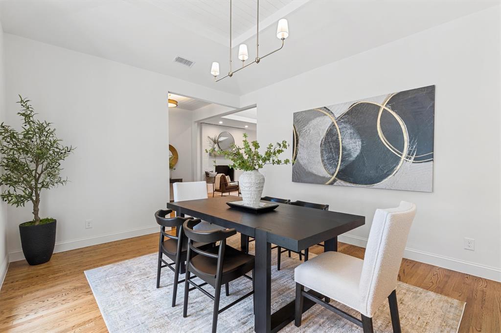 9518 Windy Knoll Drive