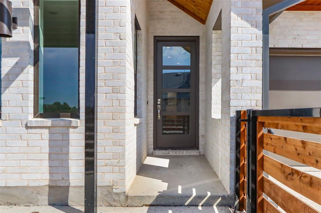 512 Sherwood