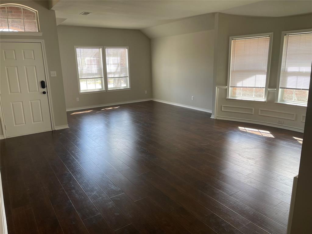 5908 Meadowglen Drive