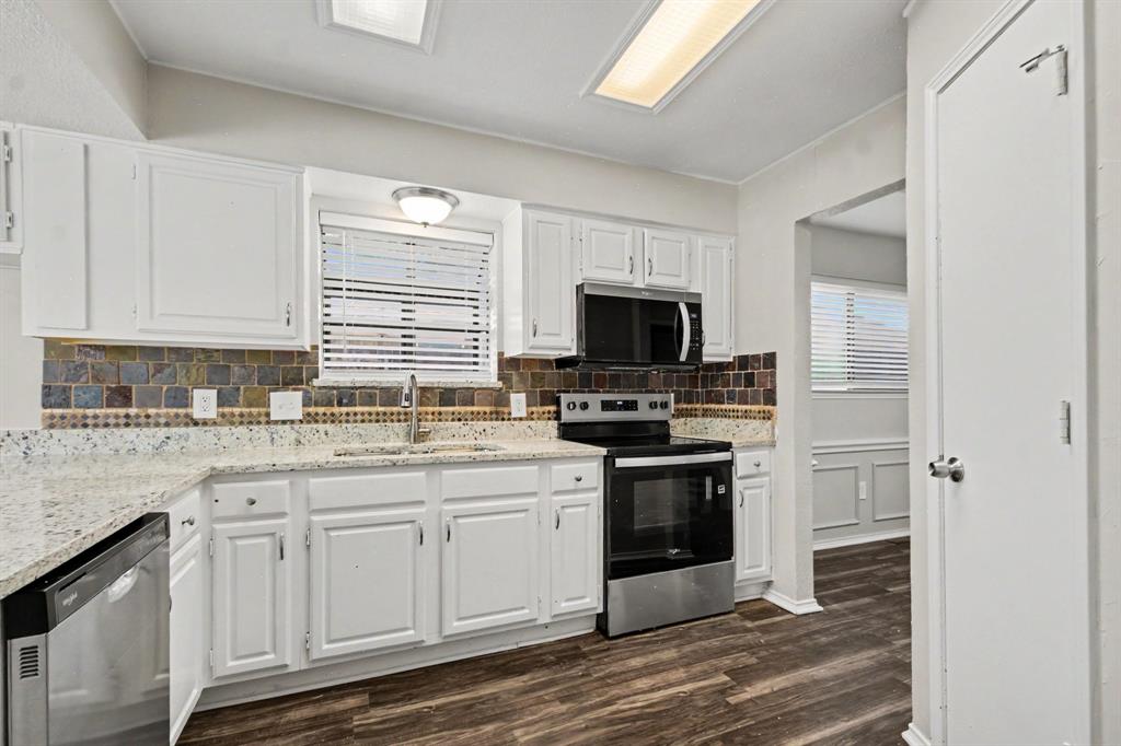 7 Alamosa Drive