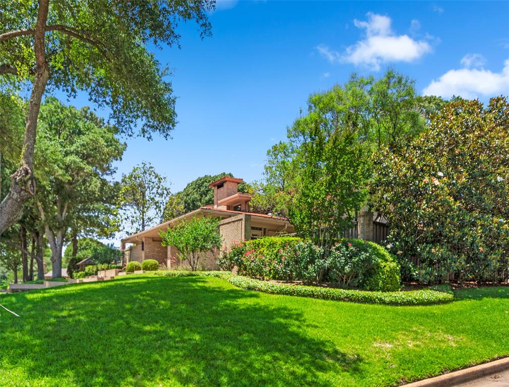 701 Woodland Hills Drive