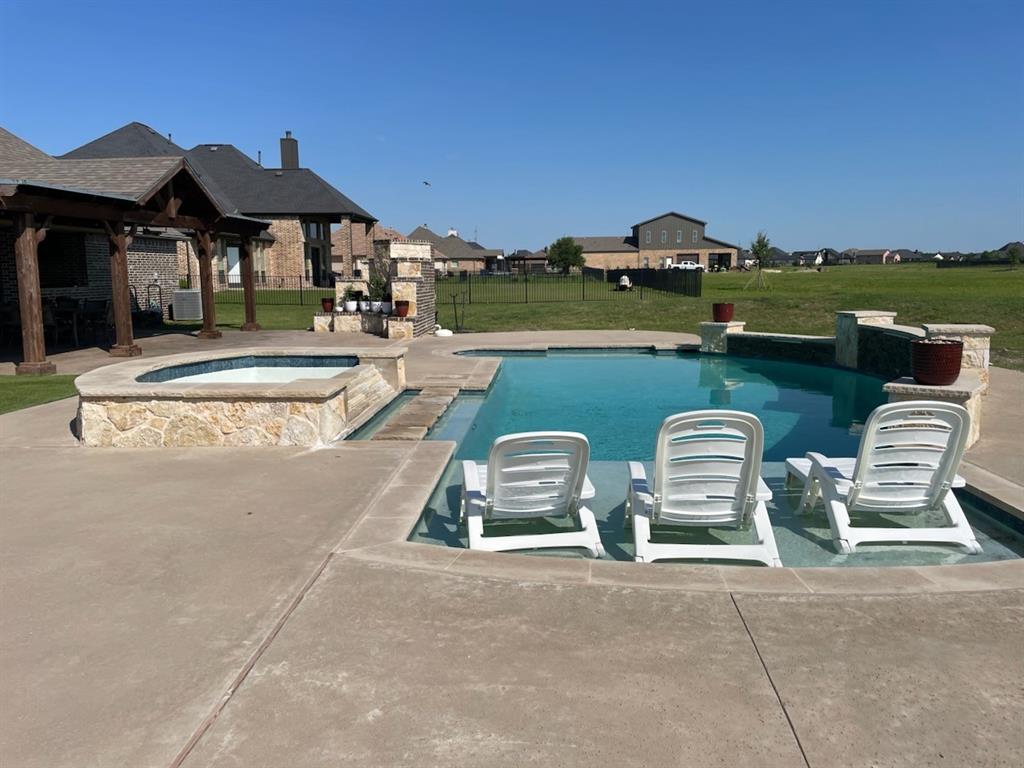 2575 Wincrest Drive
