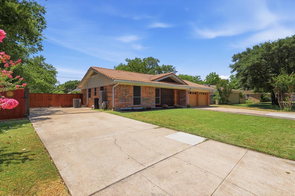 2237 Shady Brook Drive