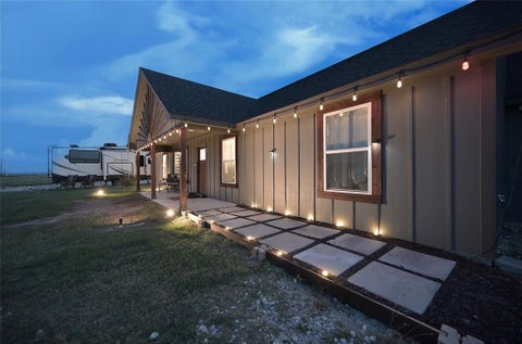 Tiny photo for 5000 Olivia Lucille Street, Azle, TX 76020 (MLS # 21321372)
