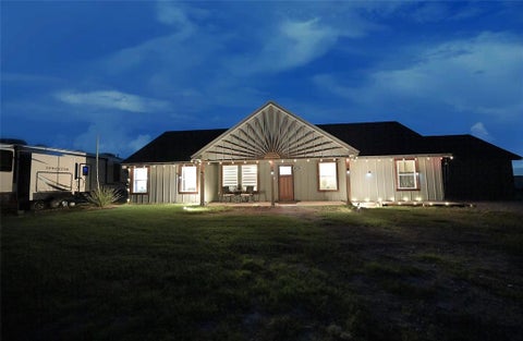 Photo of 5000 Olivia Lucille Street, Azle, TX 76020 (MLS # 21321372)