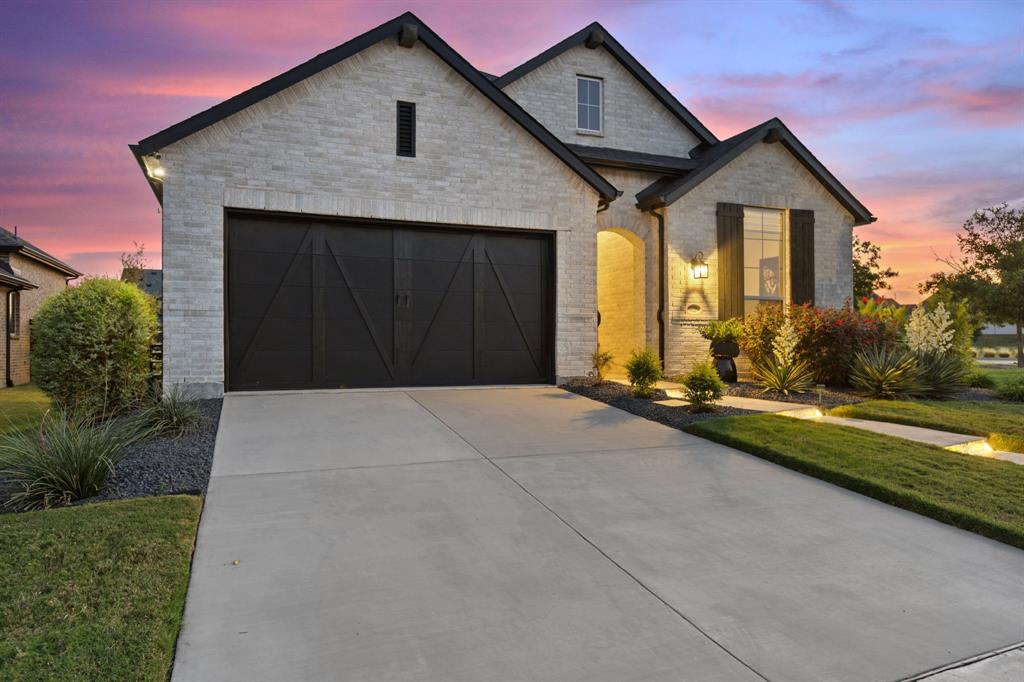 1725 Mcdougall Creek