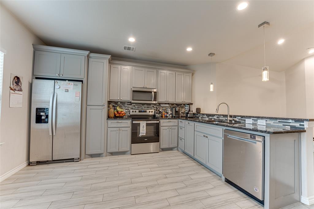 Temple-Rev - Residential Lease