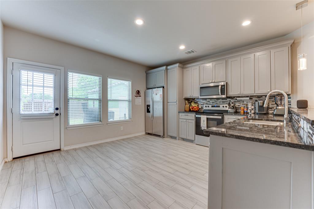 Temple-Rev - Residential Lease