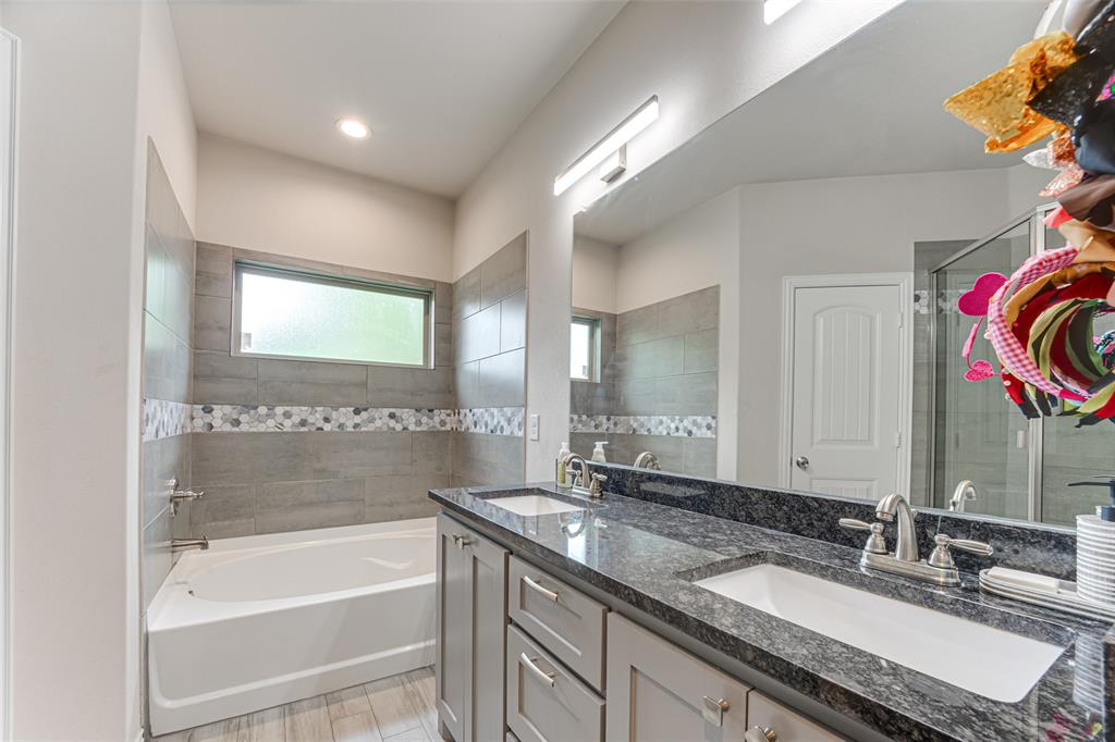 Temple-Rev - Residential Lease