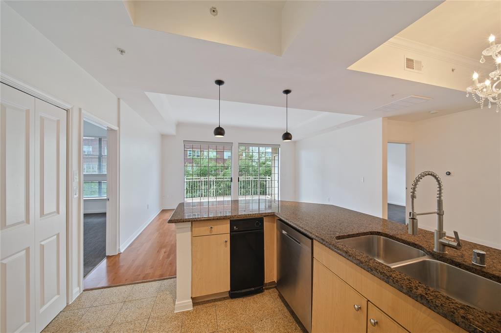 Renaissance On Turtle Creek Condo - Residential Lease