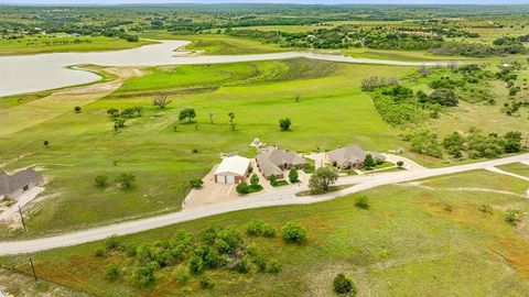 A home in Comanche