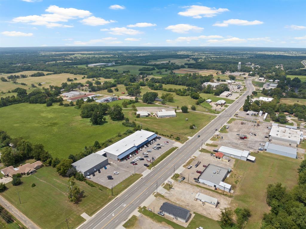412 S Highway 37