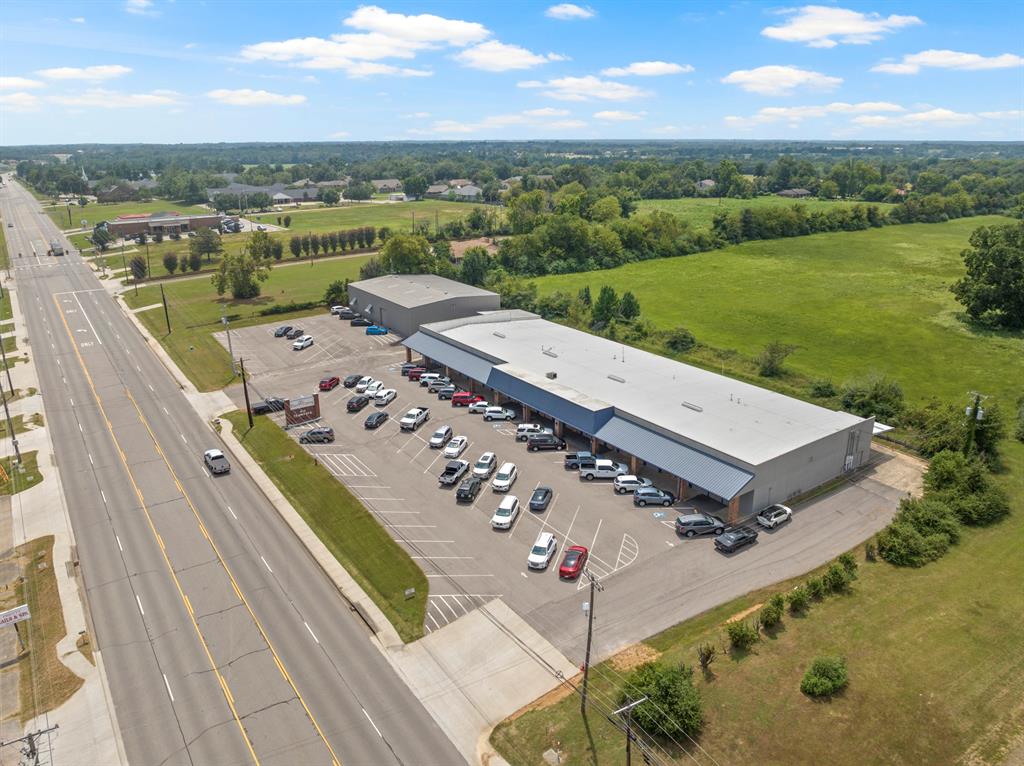 412 S Highway 37