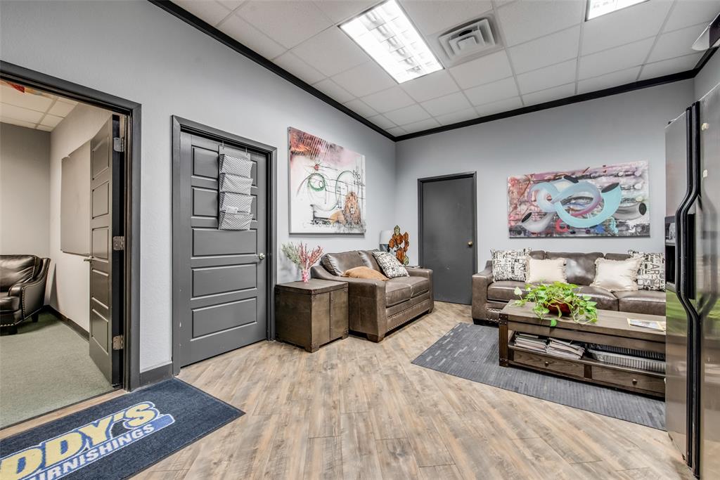 Eagle Park West - Commercial Sale