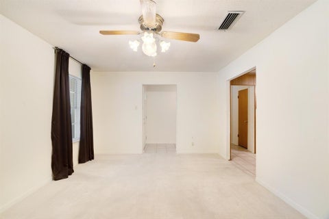 Tiny photo for 210 31st Street SW, Paris, TX 75460 (MLS # 21396470)