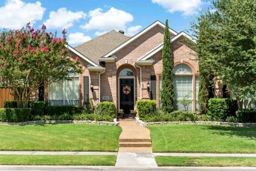 ASSUMABLE LOAN AVAILABLE! Single-story home with magnificent curb appeal nestled in the desirable quiet golf community of The Hills at Prestonwood. Incredible location with close proximity to Plano’s best restaurants, shopping, and golfing. Step inside to find a versatile floor plan that you can tailor to fit your needs. A formal living or dining room with an adjacent flex space welcomes you into the home. Wood floors, vaulted ceilings, and large windows make the space feel airy and inviting. The kitchen, which opens up to the living room, is complete with granite countertops and stainless steel appliances. A generously sized primary bedroom hosts an ensuite bathroom with double vanities, a makeup vanity, a jetted tub, and two closets. Outside, the backyard is your private paradise with a pool and spa. A two-car garage completes this home. AC was recently replaced. Roof was replaced August 2024.