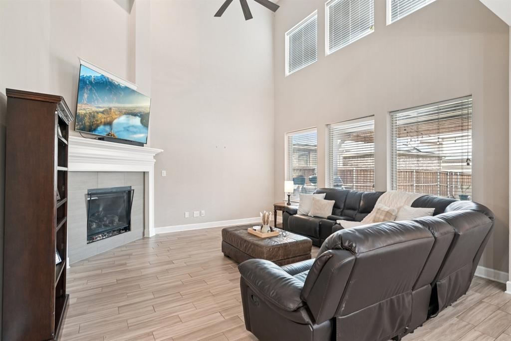 Viridian Village 1c 2 - Residential