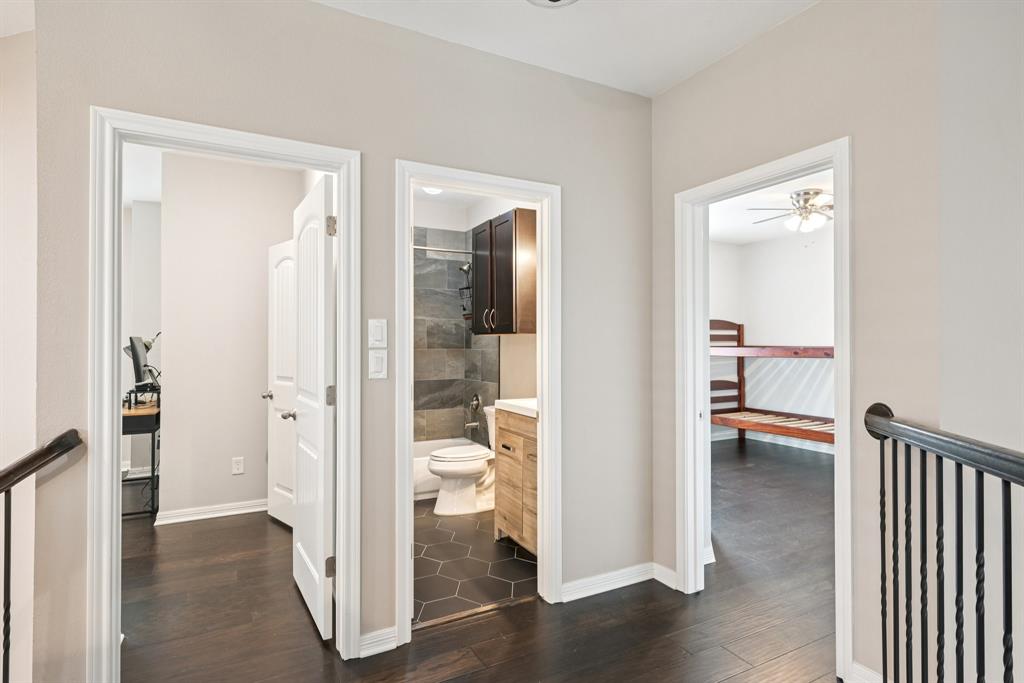 Viridian Village 1c 2 - Residential