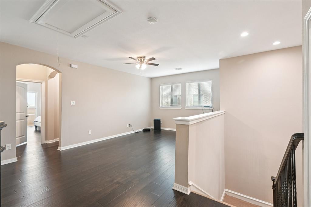 Viridian Village 1c 2 - Residential