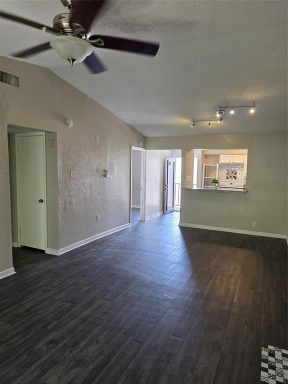 6050 Melody Lane 341