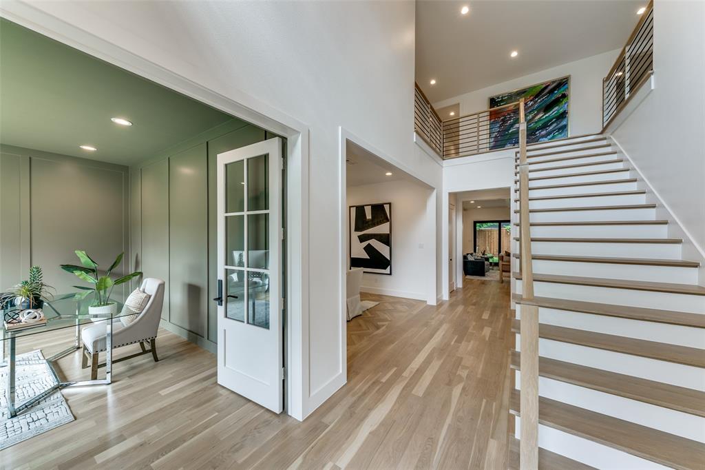 Bob-O-Links Downs - Residential