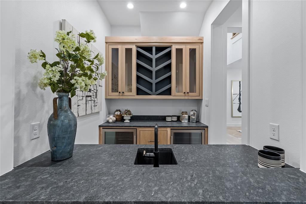 Bob-O-Links Downs - Residential