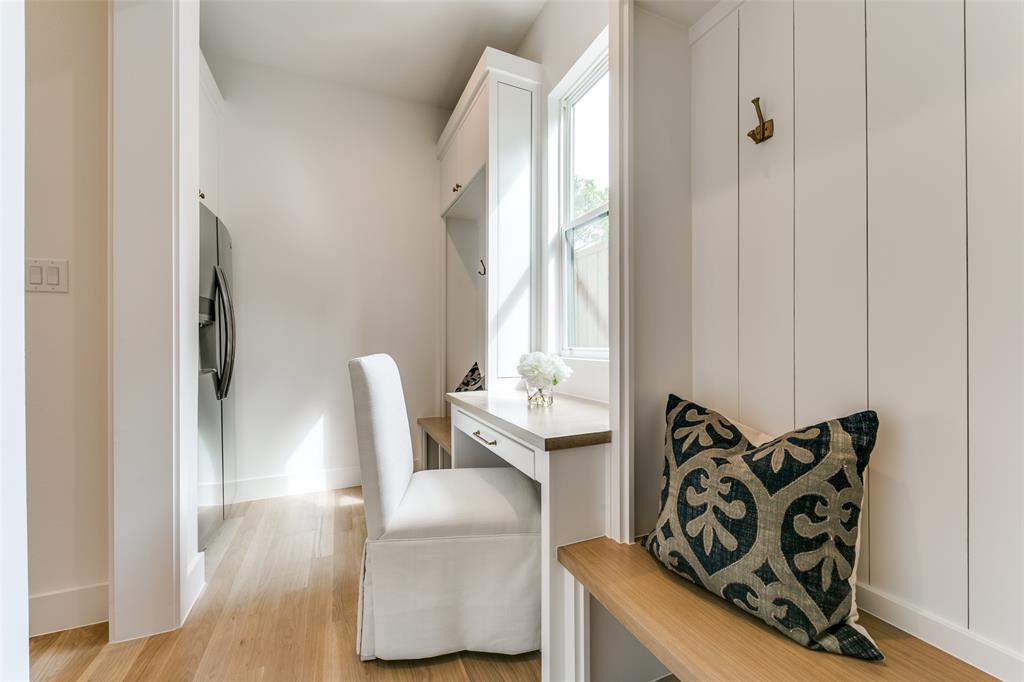 Bob-O-Links Downs - Residential