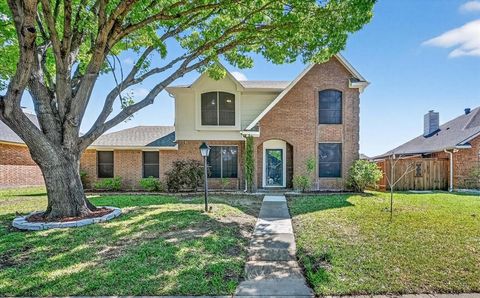 Photo of 2227 Stillwater Drive, Mesquite, TX 75181 (MLS # 21230792)