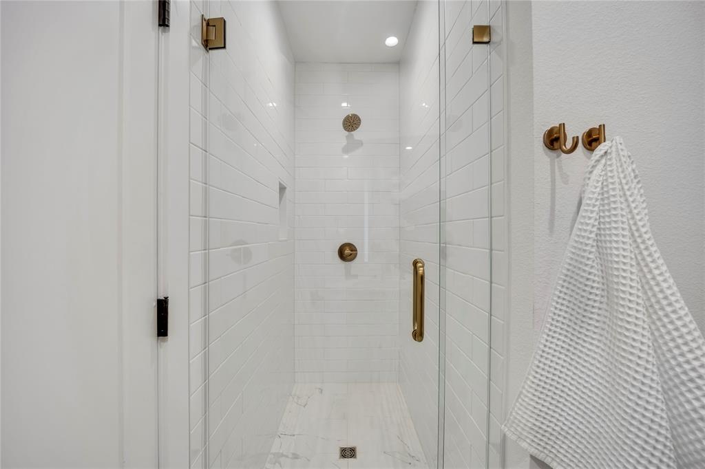 GREENLAND HILLS - Residential