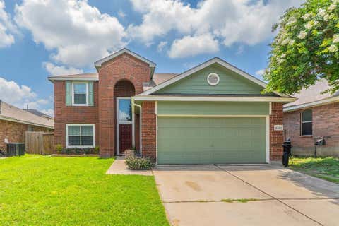 Photo of 9885 Willowick Avenue, Fort Worth, TX 76108 (MLS # 21306006)