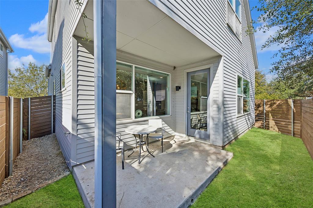 Grove at Lovers Lane 1 Add - Residential